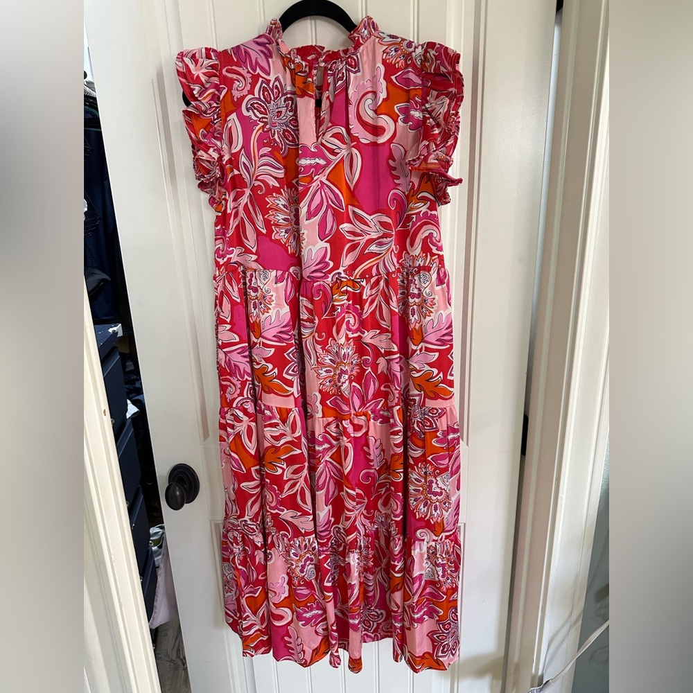 Women’s THML Hot Pink floral dress size M